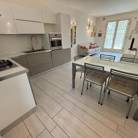Laguna Village B2 Oasi Ad Eraclea Con Piscina E Giardino Privato *