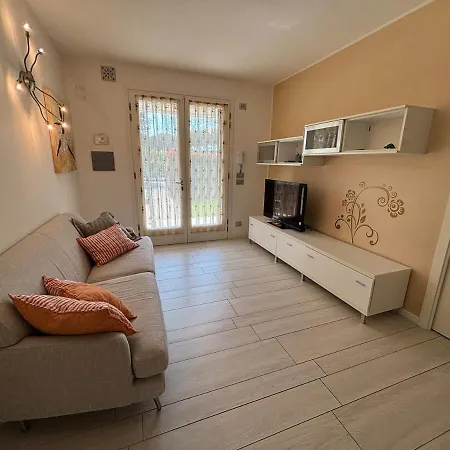 Laguna Village B2 Oasi Ad Eraclea Con Piscina E Giardino Privato Feriehus Eraclea Mare